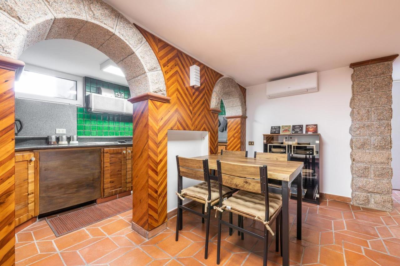 La Casa Davanti Al Mare Quartu Sant'Elena Luaran gambar