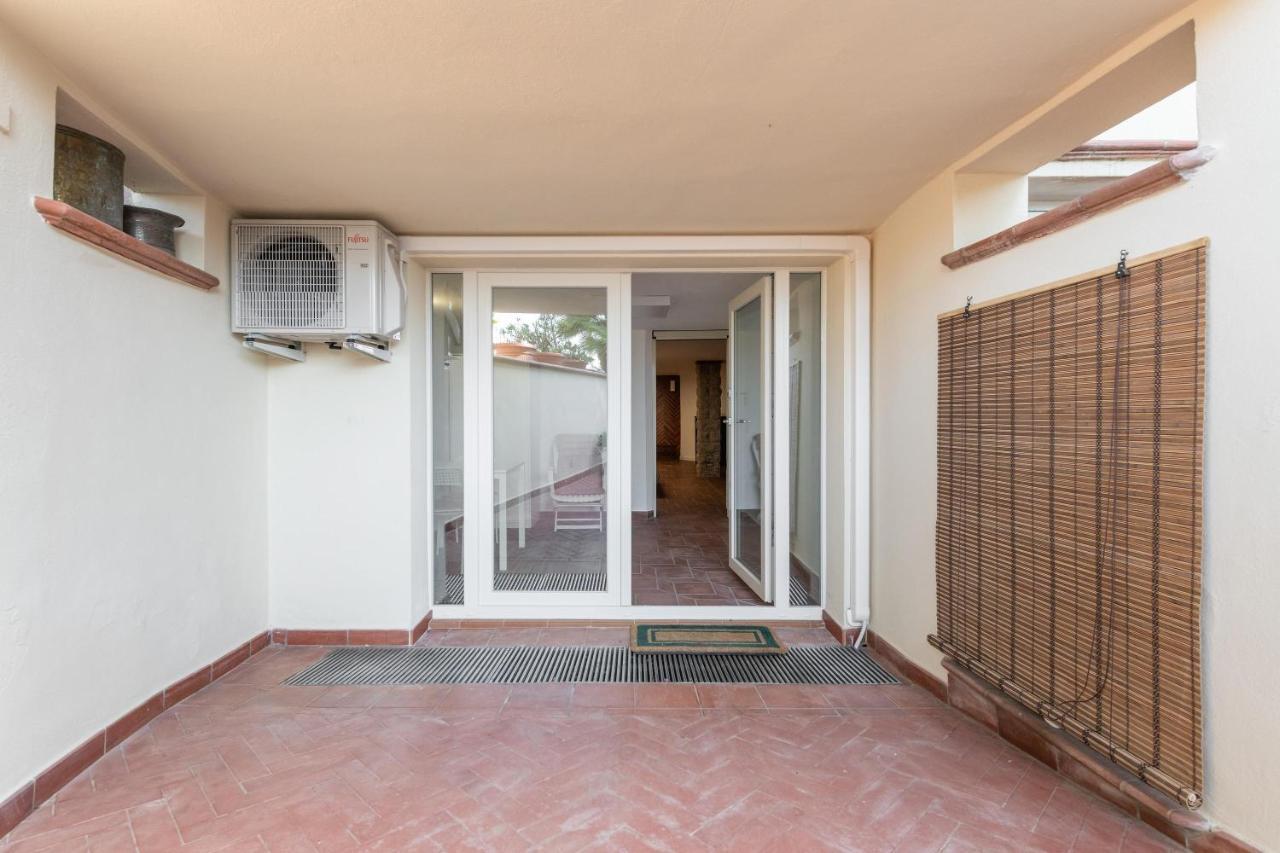 La Casa Davanti Al Mare Quartu Sant'Elena Luaran gambar